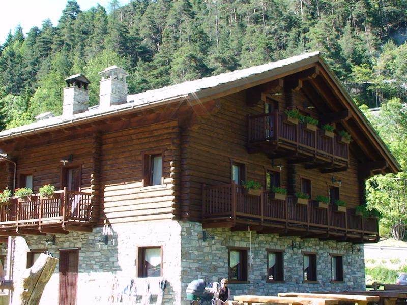 Agriturismo Les Hiboux Brusson Exterior foto